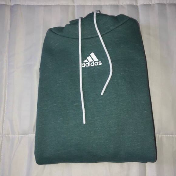 adidas Tops - NEVER WORN adidas hoodie